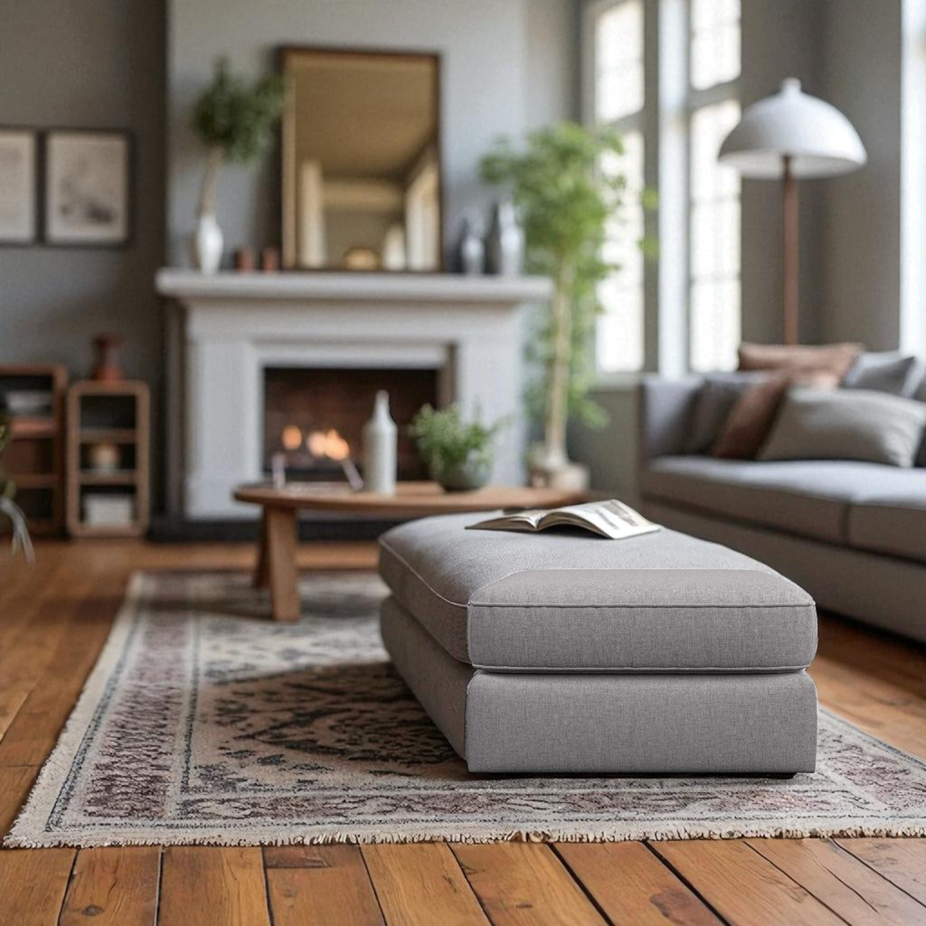 Manhattan Stool
